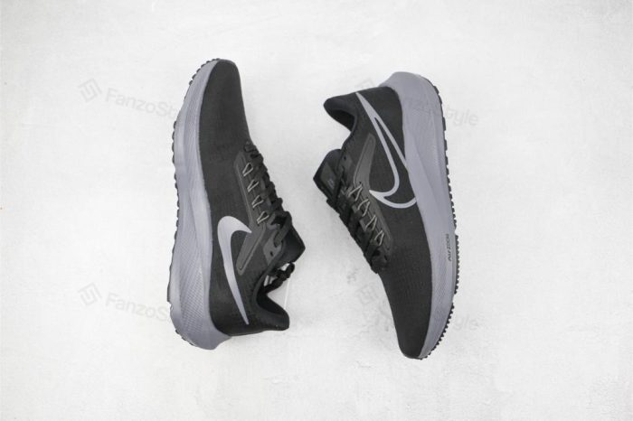 نایک ایر زوم پگاسوس ۳۹ Nike AIR zOOM Pegasus 39 BLACKOUT