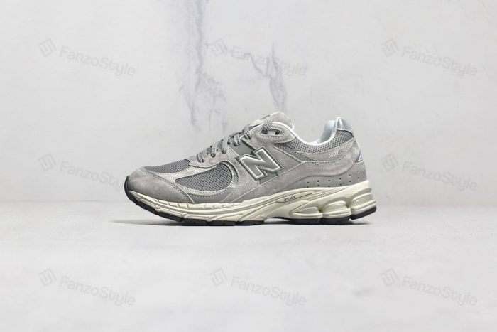 کفش رانینگ نیوبالانس ۲۰۰۲ M2002RC